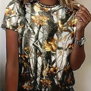 Brown and Black Graphic Short Sleeve T-shirt